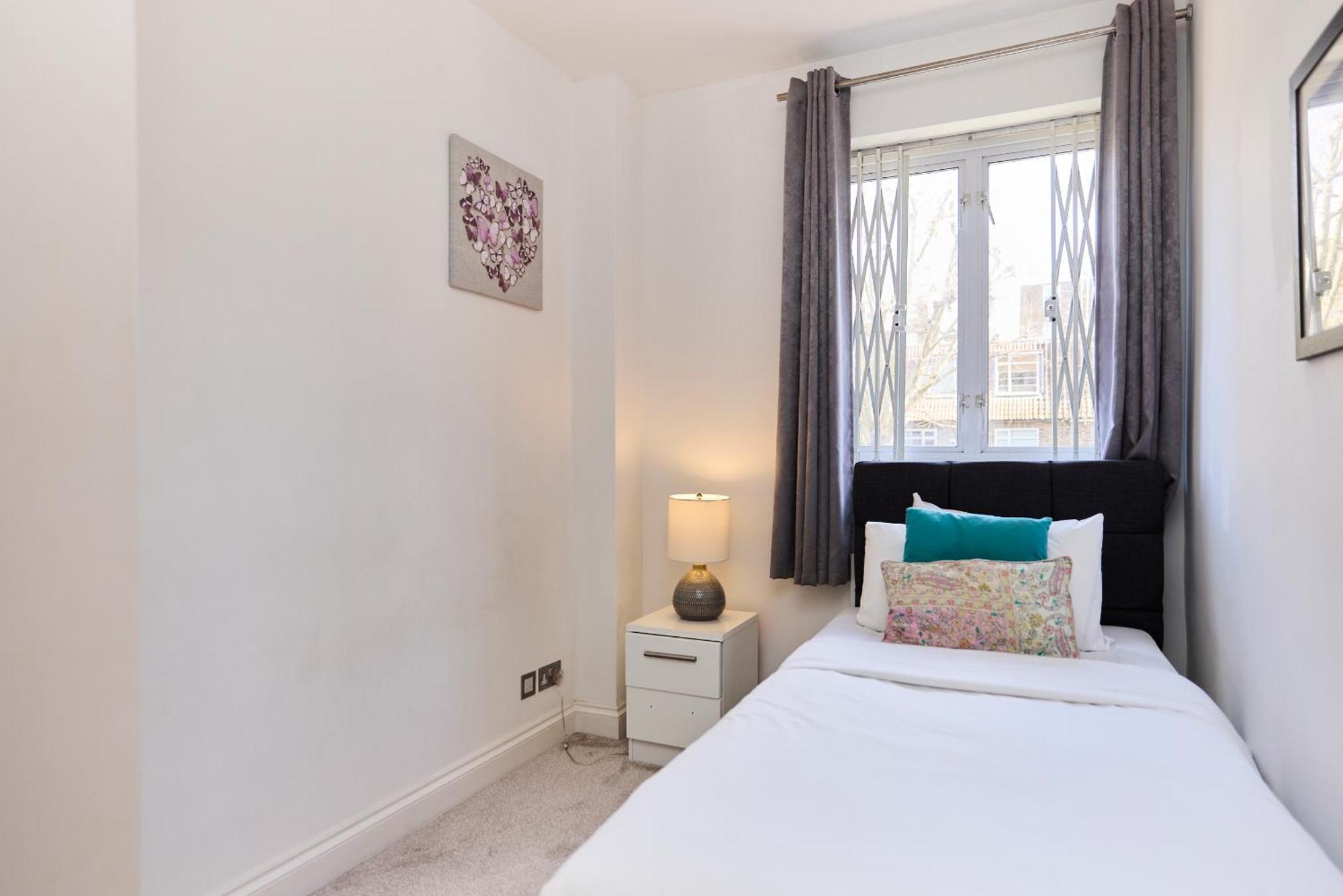 Apartament The Porchester Gardens - Modern & Bright 4bdr With Garden And Parking