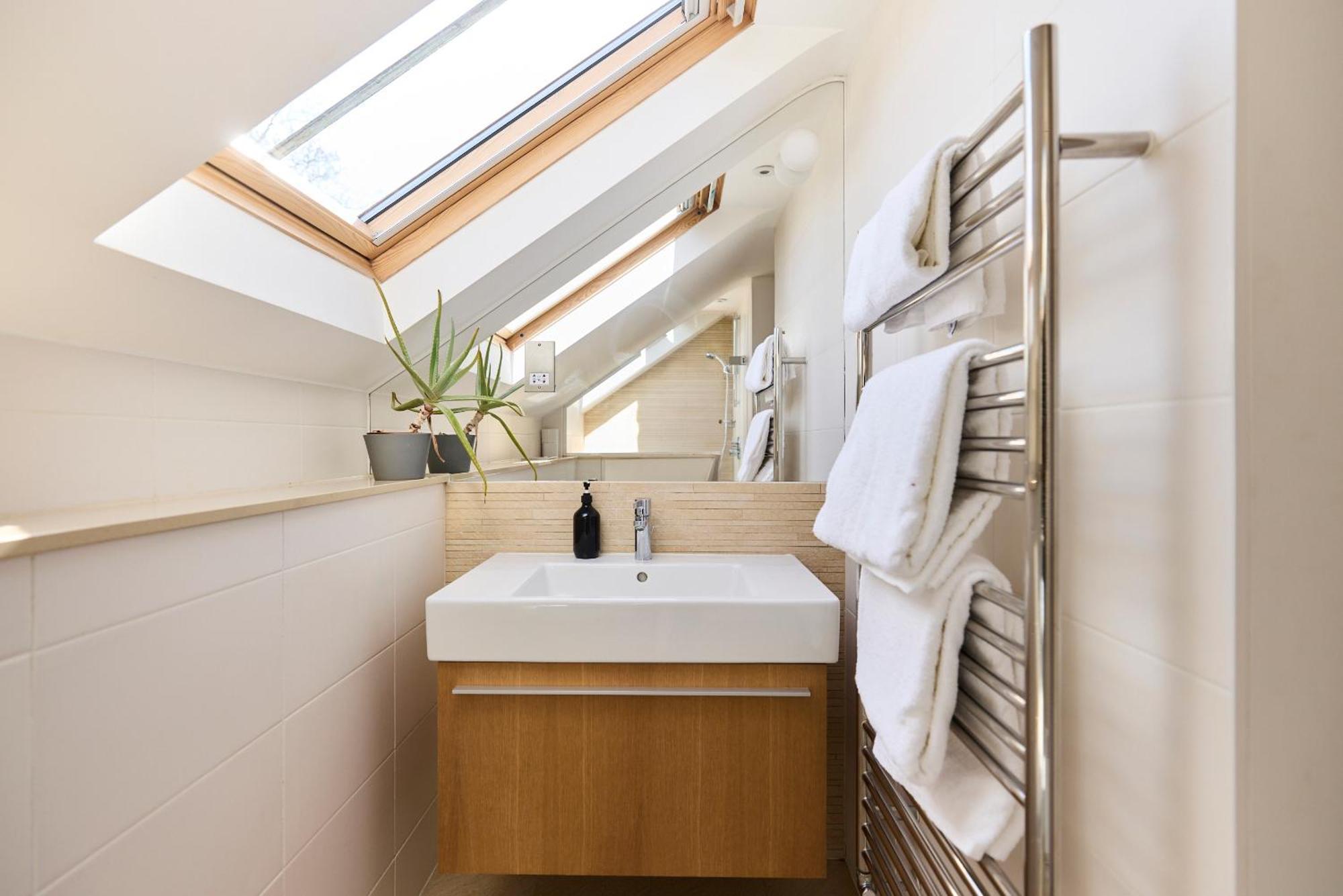 The Porchester Gardens - Modern & Bright 4bdr With Garden And Parking Apartament